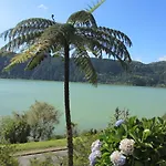 Prázdninový dům Furnas Lake Cottage