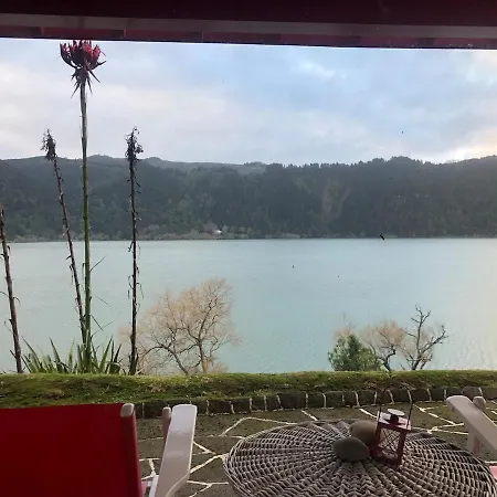 Furnas Lake Cottage
