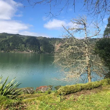 Furnas Lake Cottage * Furnas (Azores)