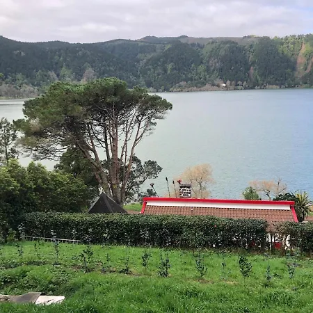 Furnas Lake Cottage * Furnas (Azores)